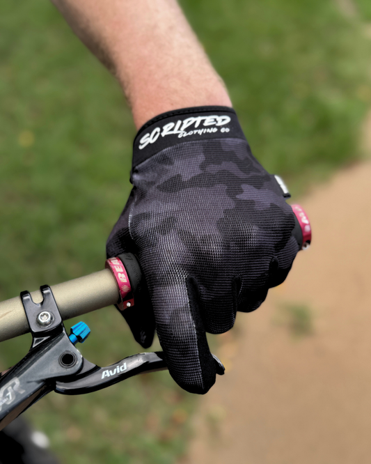 Blackline | Adult Gloves